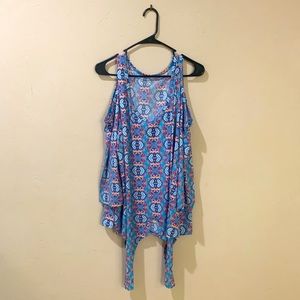 Multicolored sleeveless tank blouse.